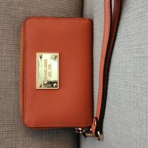 Michael Kors Wristlet wallet